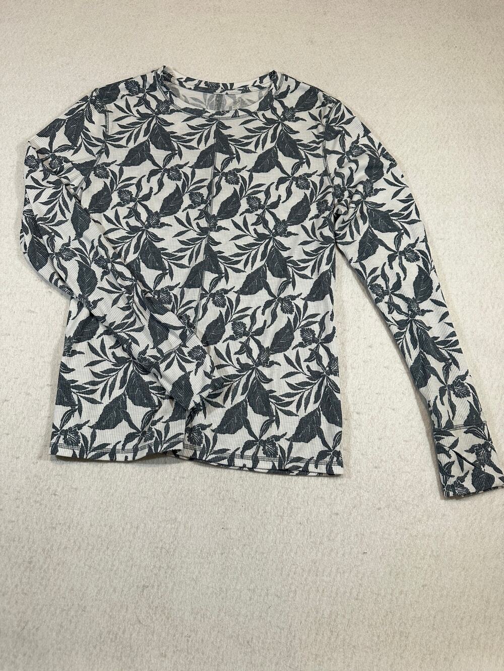 Brisas Women’s Large Gray Floral Ribbed Long Sleeve Athleisure Top Botanical